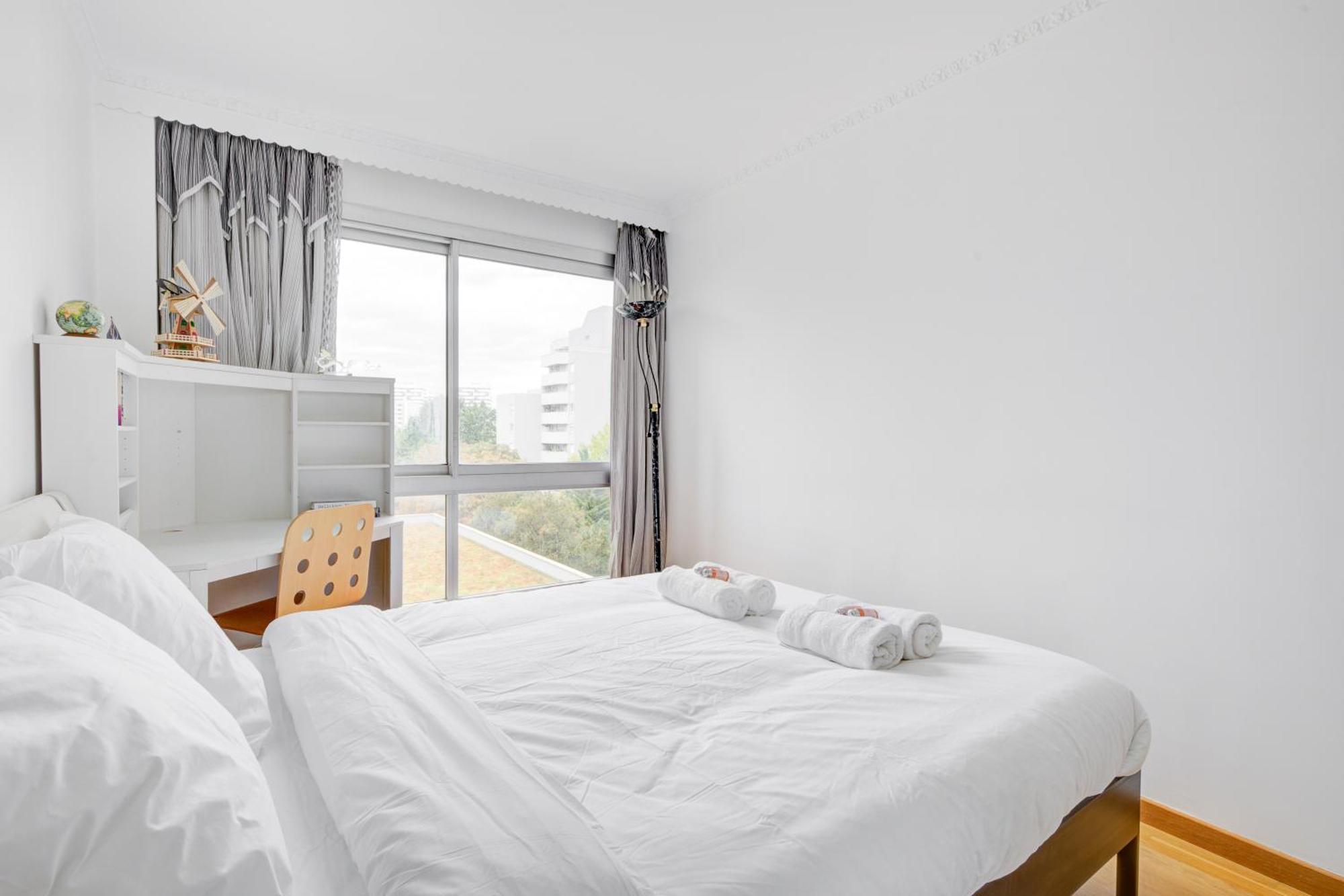 Sacha, Elegance Et Confort Au Coeur De Appartement Parijs